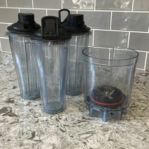 Vitamin smoother attachment with three cups